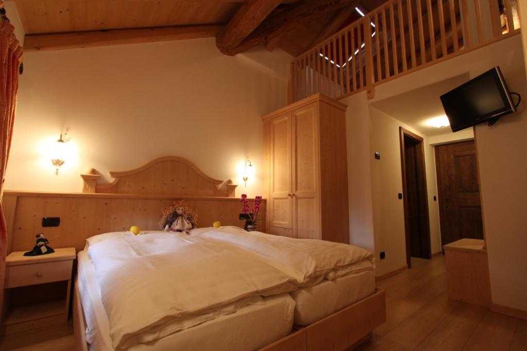 Hotel Fonte Dei Veli Panchia Habitación foto